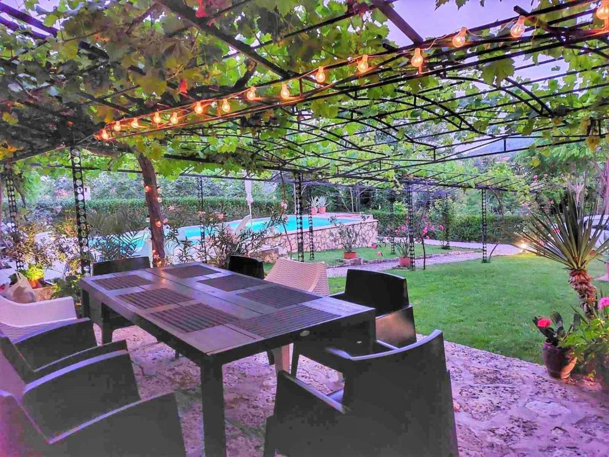 Villa Regina Serafina Балчик Екстериор снимка