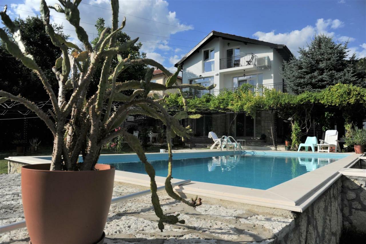 Villa Regina Serafina Балчик Екстериор снимка