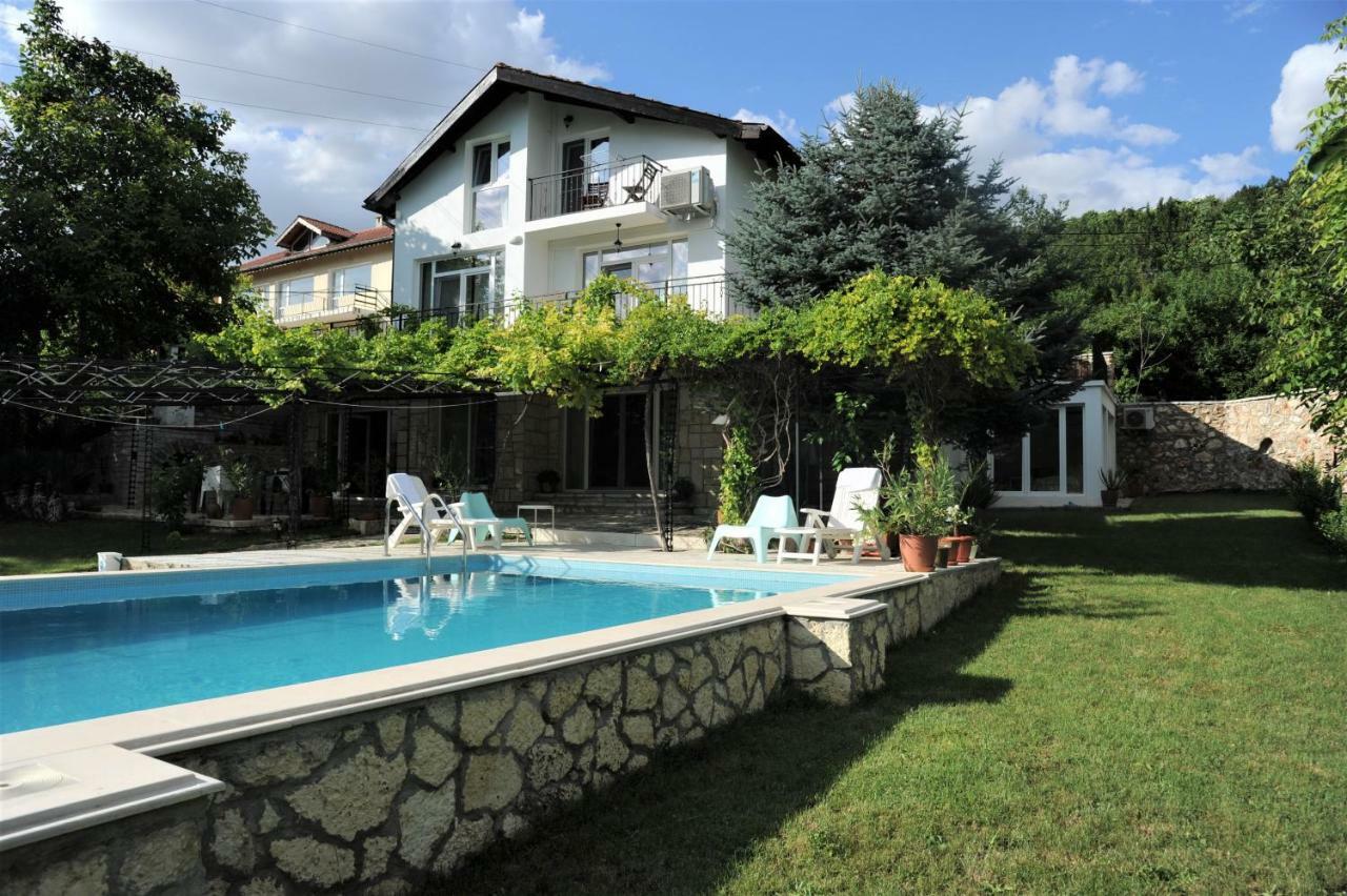 Villa Regina Serafina Балчик Екстериор снимка