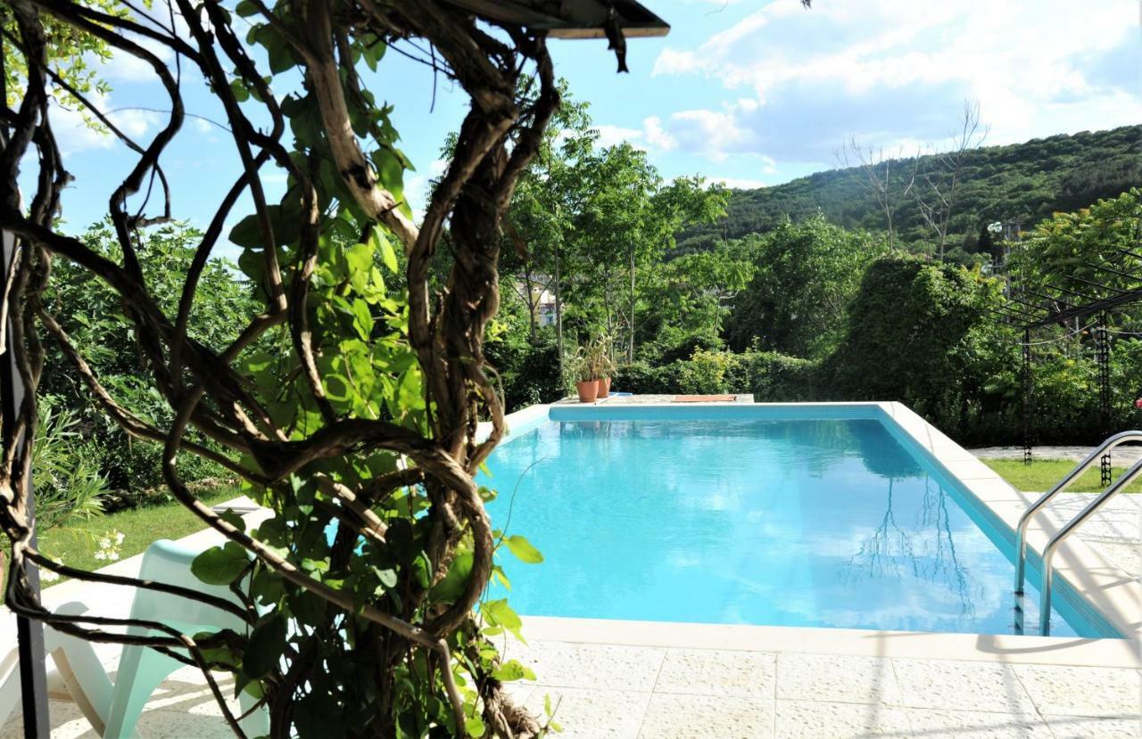 Villa Regina Serafina Балчик Екстериор снимка